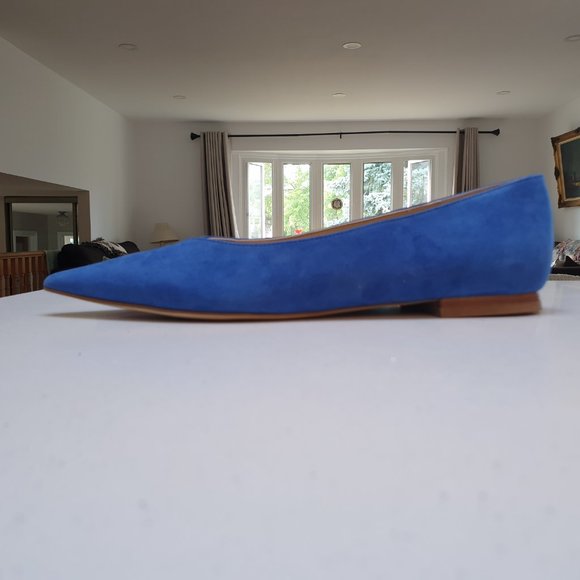 Marc Fisher Royal Blue Suede Pointed Toe Flats Size 8.5 Like Brand New - Picture 4 of 15
